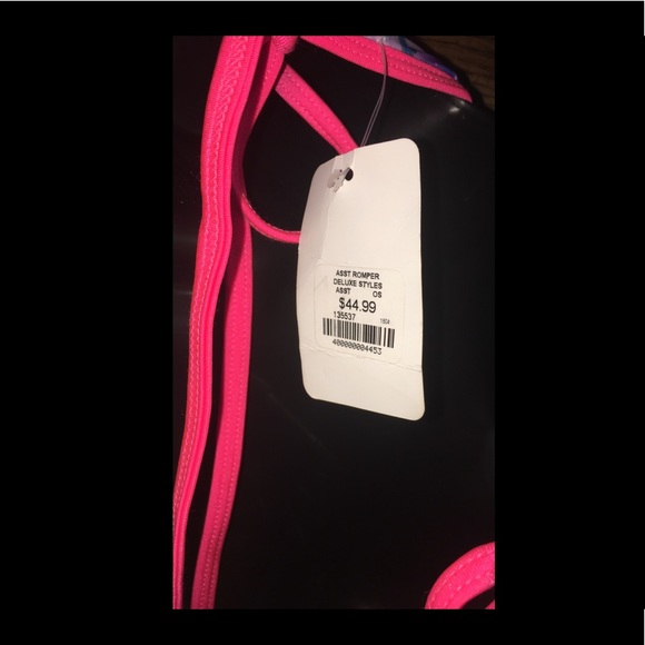 Exotic Romper - Picture 3 of 3